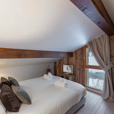 Apartment De Charme Traversant A Moriond, Proche Remontees Et Commerces - Fr-1-563-145